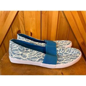 Lam Women's Sz.7.5 slip on slide sneaker shoes feather blue comfort VGUC